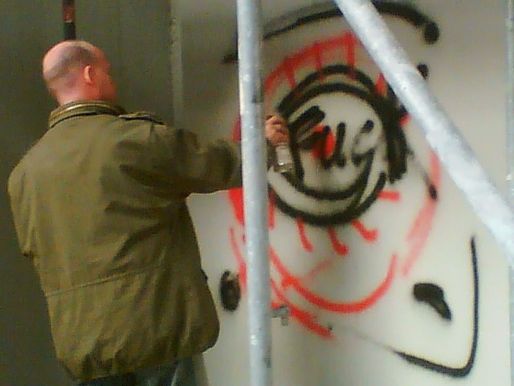 Graffitischutz vorher - Referenzen - Malerbetrieb Bohm